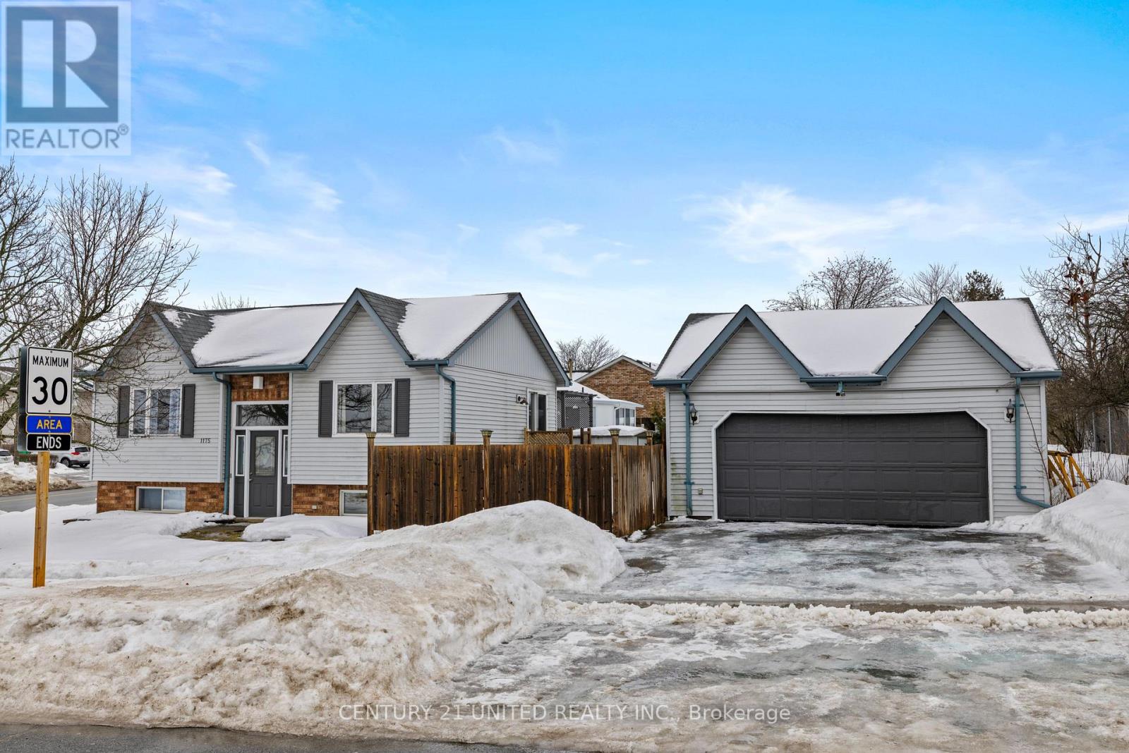 1175 NEPTUNE STREET, Peterborough, Ontario