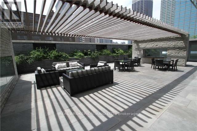 2810 - 33 Charles Street E, Toronto, Ontario  M4Y 1R9 - Photo 14 - C12569008