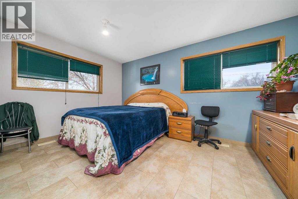 131 3 Street Nw, Medicine Hat, Alberta  T1A 6K5 - Photo 7 - A2272033