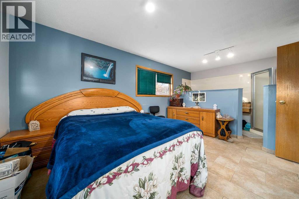 131 3 Street Nw, Medicine Hat, Alberta  T1A 6K5 - Photo 8 - A2272033