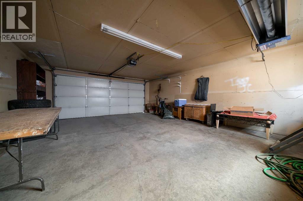 131 3 Street Nw, Medicine Hat, Alberta  T1A 6K5 - Photo 32 - A2272033