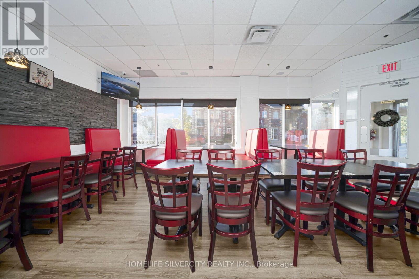 15 - 18 King Street E, Caledon, Ontario  L7E 1E8 - Photo 16 - W12411214