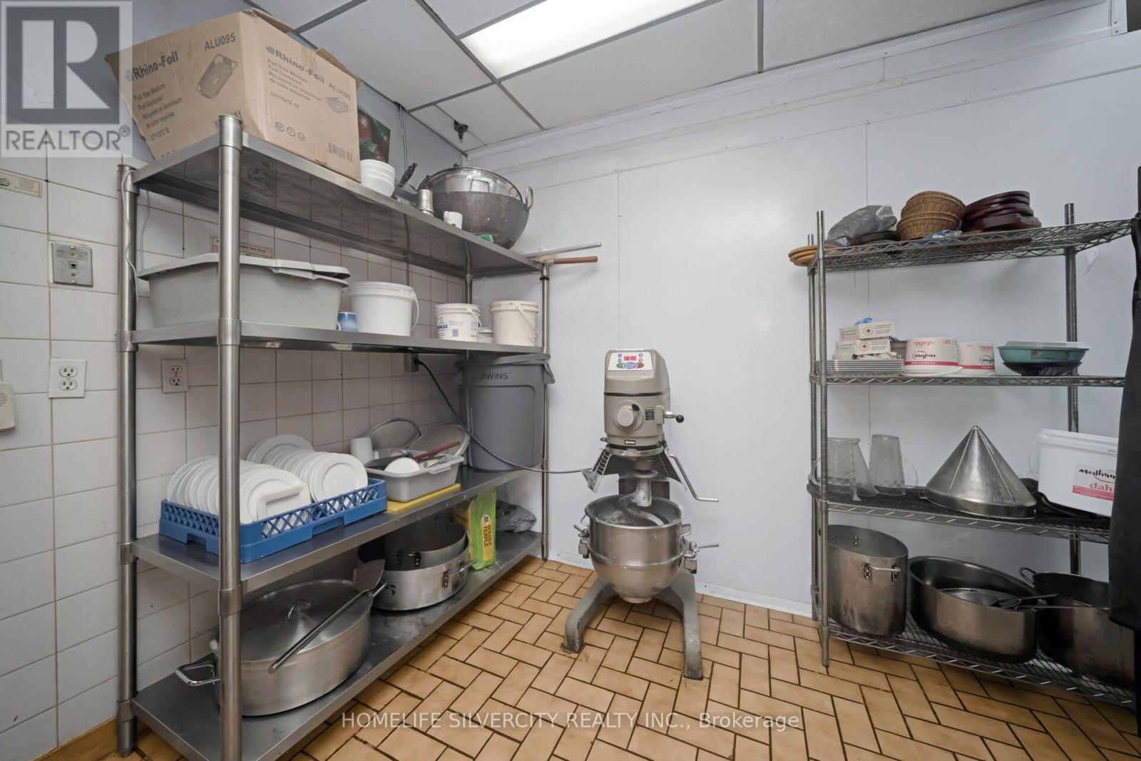 15 - 18 King Street E, Caledon, Ontario  L7E 1E8 - Photo 28 - W12411214