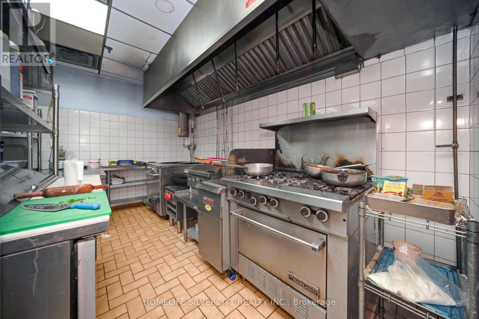 15 - 18 King Street E, Caledon, Ontario  L7E 1E8 - Photo 34 - W12411214