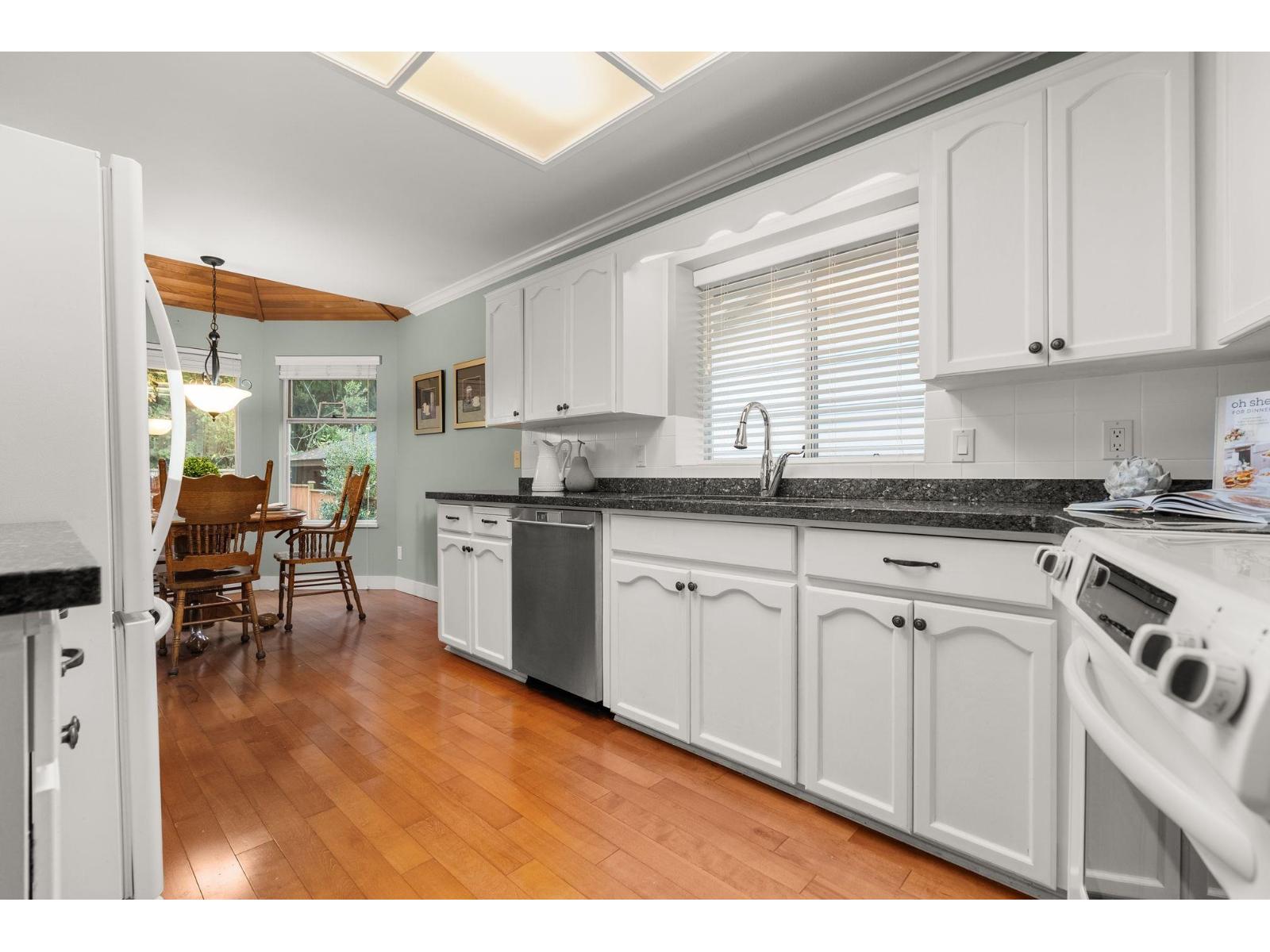 1694 143b Street, Surrey, British Columbia  V4A 6L6 - Photo 10 - R3067461