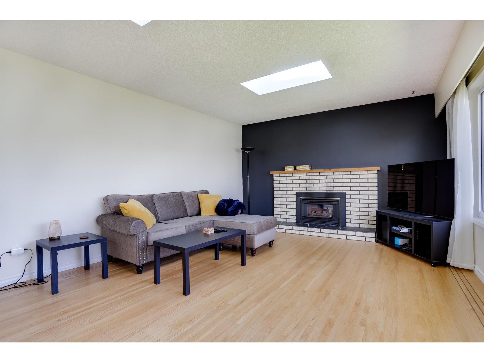 15568 Thrift Avenue, White Rock, British Columbia  V4B 2L9 - Photo 4 - R3079956