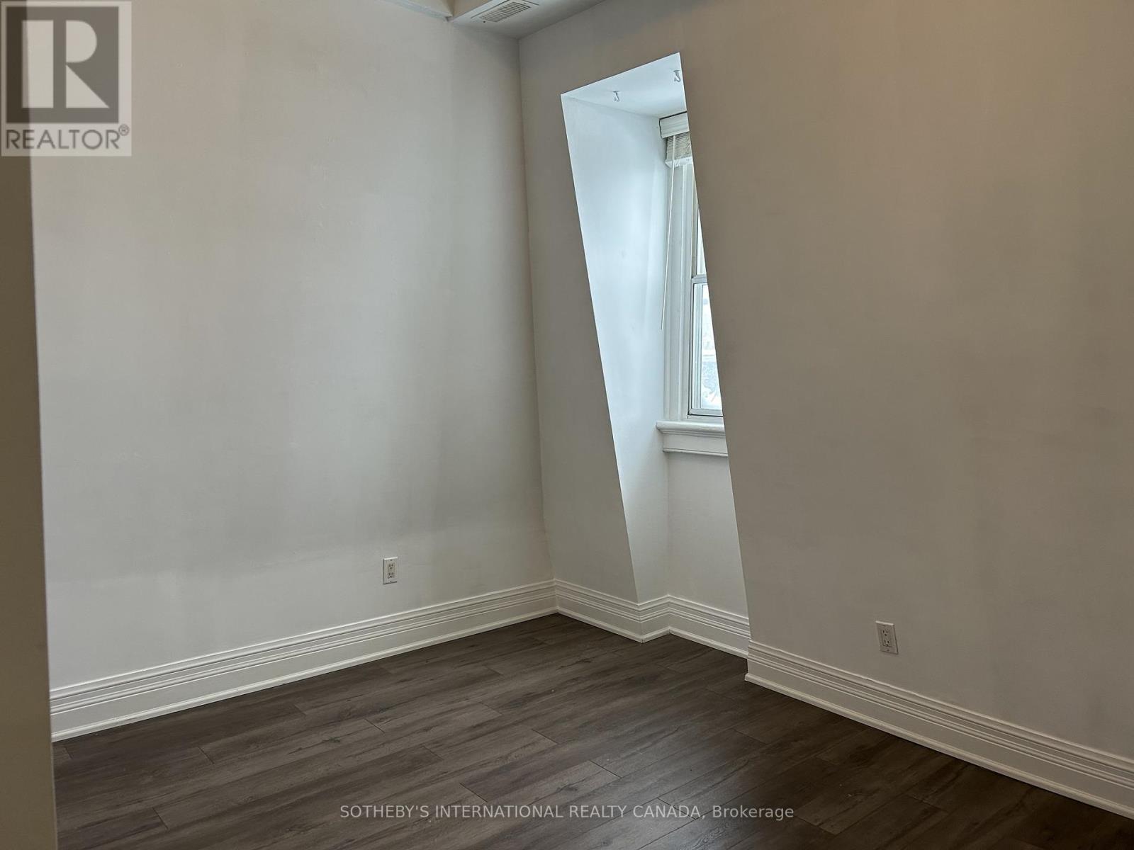 3 - 212 Carlton Street, Toronto, Ontario  M5A 2L1 - Photo 18 - C12613176