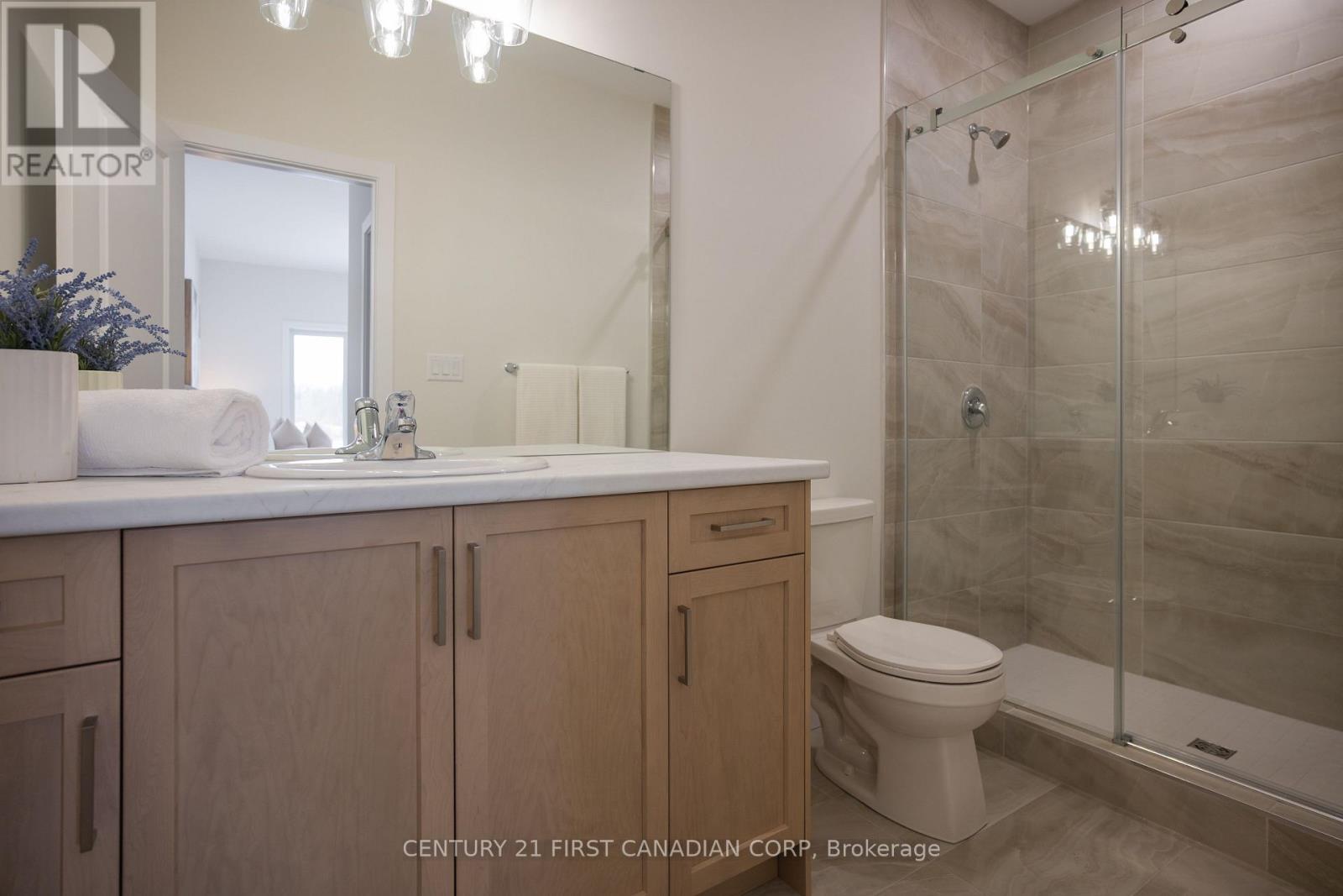 6673 Hayward Drive, London South, Ontario  N6P 0H7 - Photo 14 - X12700484