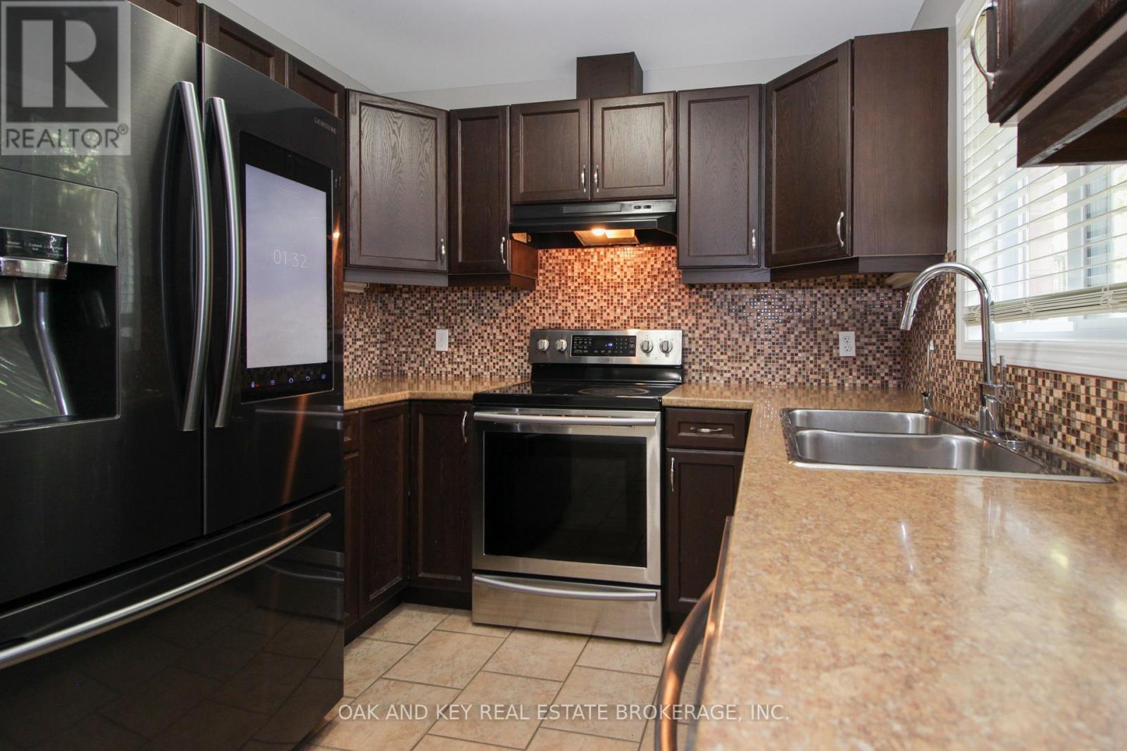 67 - 1625 Purser Street, London East, Ontario  N5V 0A7 - Photo 8 - X12700546