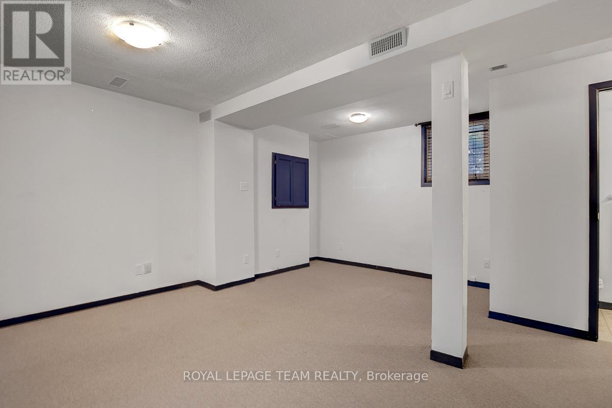 47 Mcdermot Court, Ottawa, Ontario  K2L 3V5 - Photo 33 - X12697920