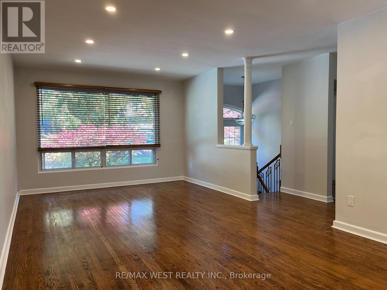 25 Norman Avenue, King, Ontario  L0G 1N0 - Photo 5 - N12698564