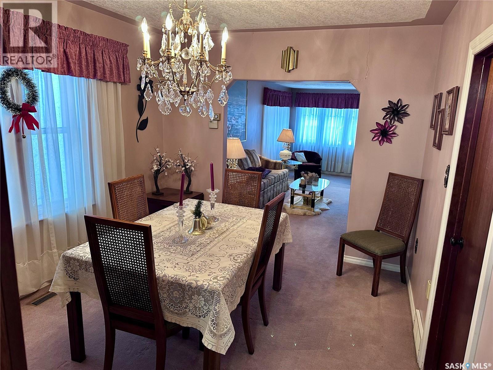 1925 Athol Street, Regina, Saskatchewan  S4T 3E4 - Photo 7 - SK025192