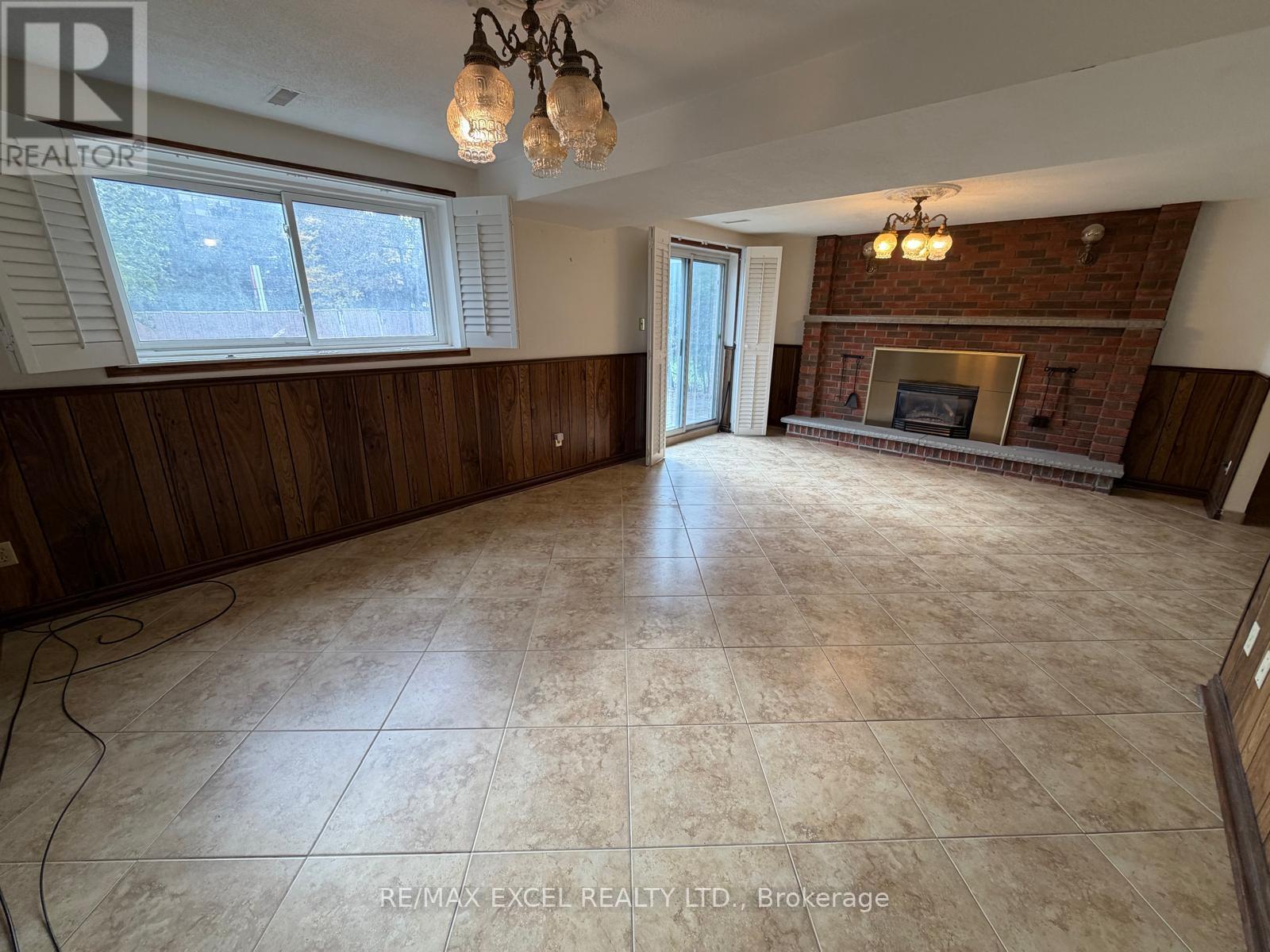 Lower - 71 Hickorynut Drive, Toronto, Ontario  M2J 4W6 - Photo 4 - C12681630