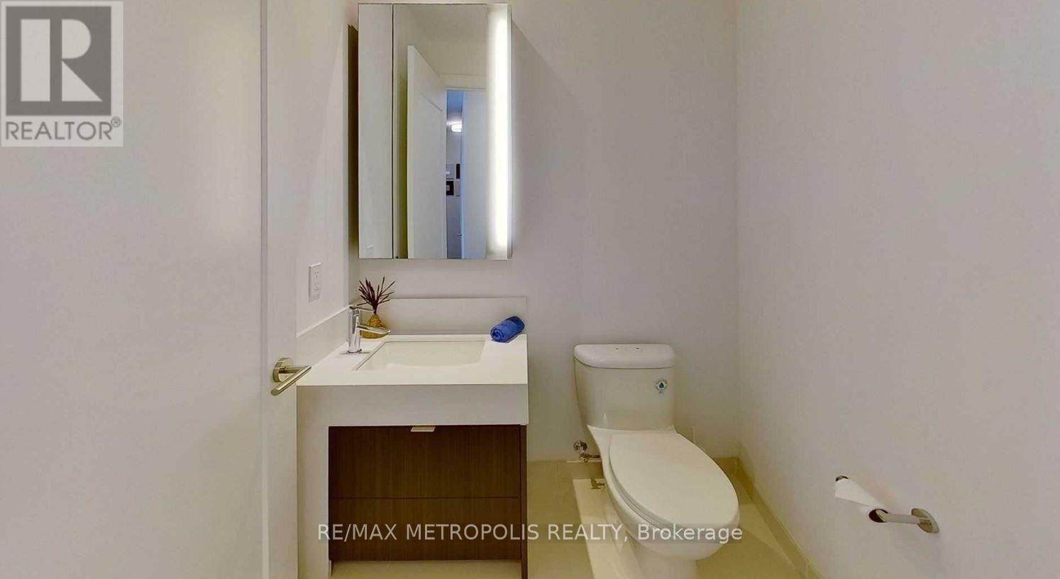 6101 - 10 York Street, Toronto, Ontario  M5J 2L9 - Photo 11 - C12648124