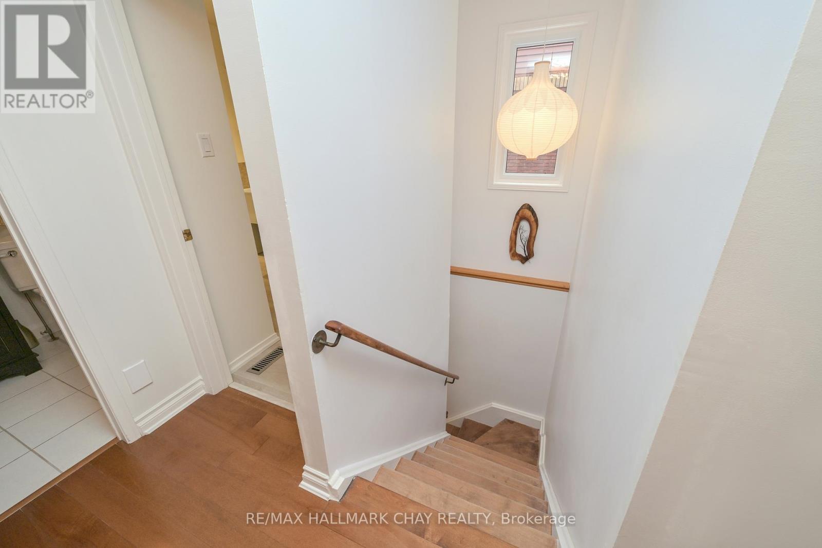 16 Green Briar Road, New Tecumseth, Ontario  L9R 1R5 - Photo 19 - N12698934