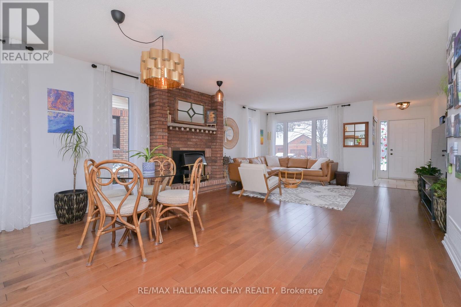 16 Green Briar Road, New Tecumseth, Ontario  L9R 1R5 - Photo 7 - N12698934