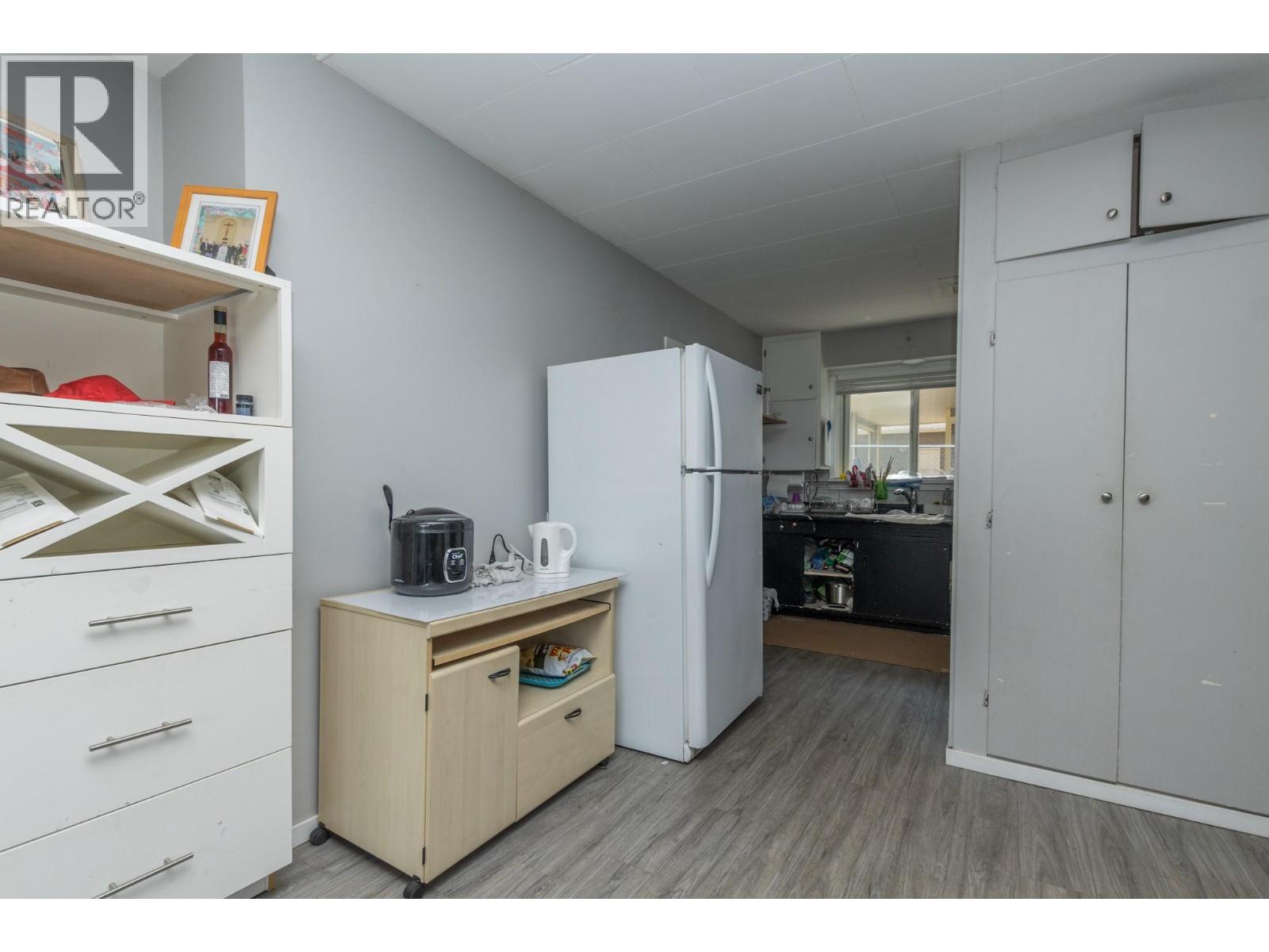 1120 Shuswap Street Se, Salmon Arm, British Columbia  V1E 1G2 - Photo 15 - 10359451