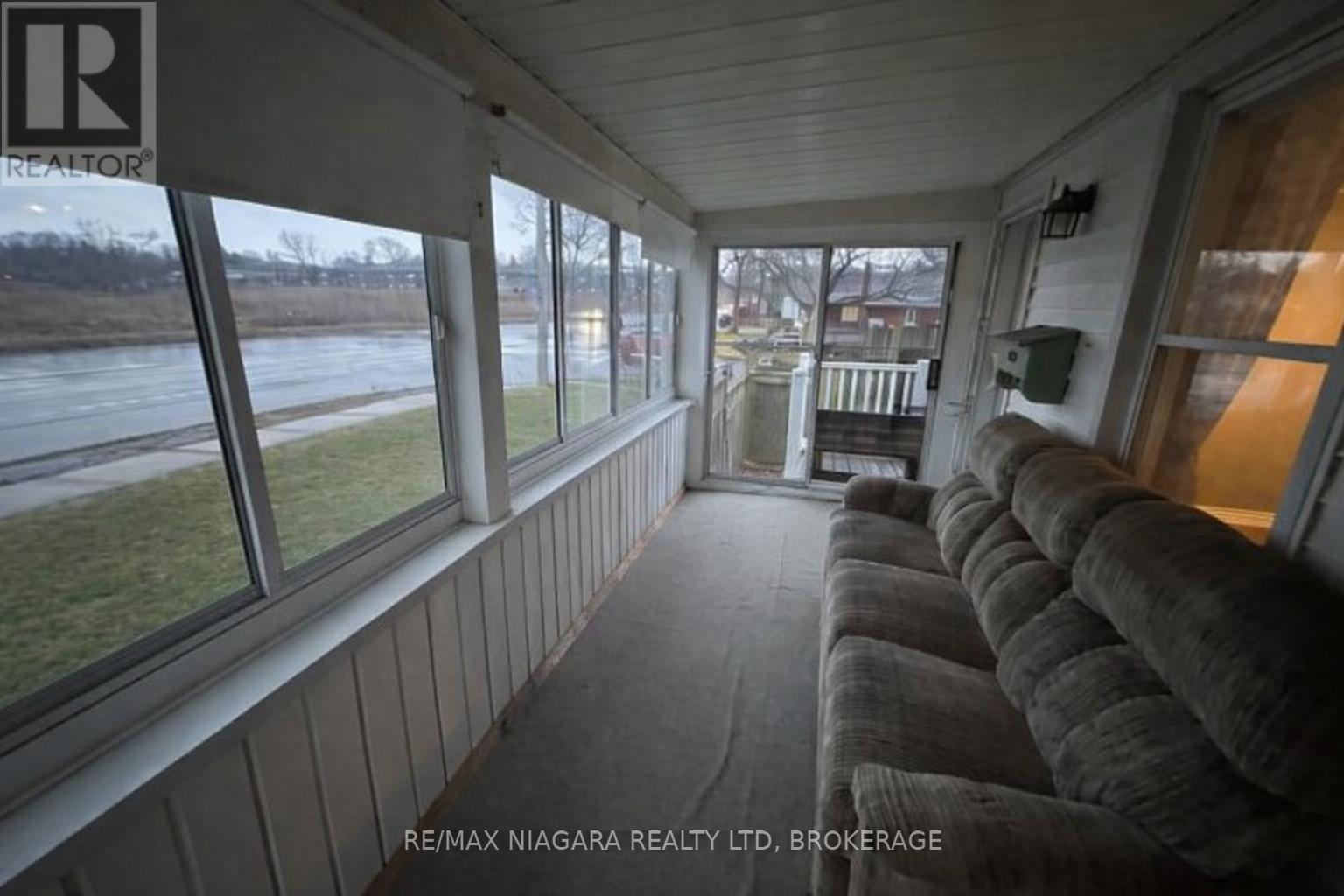 5561 Dorchester Road, Niagara Falls (Hospital), Ontario  L2G 5S2 - Photo 2 - X12700506