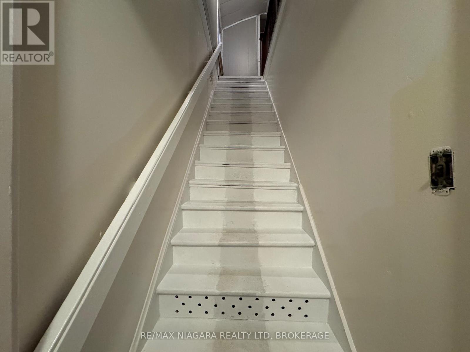 5561 Dorchester Road, Niagara Falls (Hospital), Ontario  L2G 5S2 - Photo 7 - X12700506