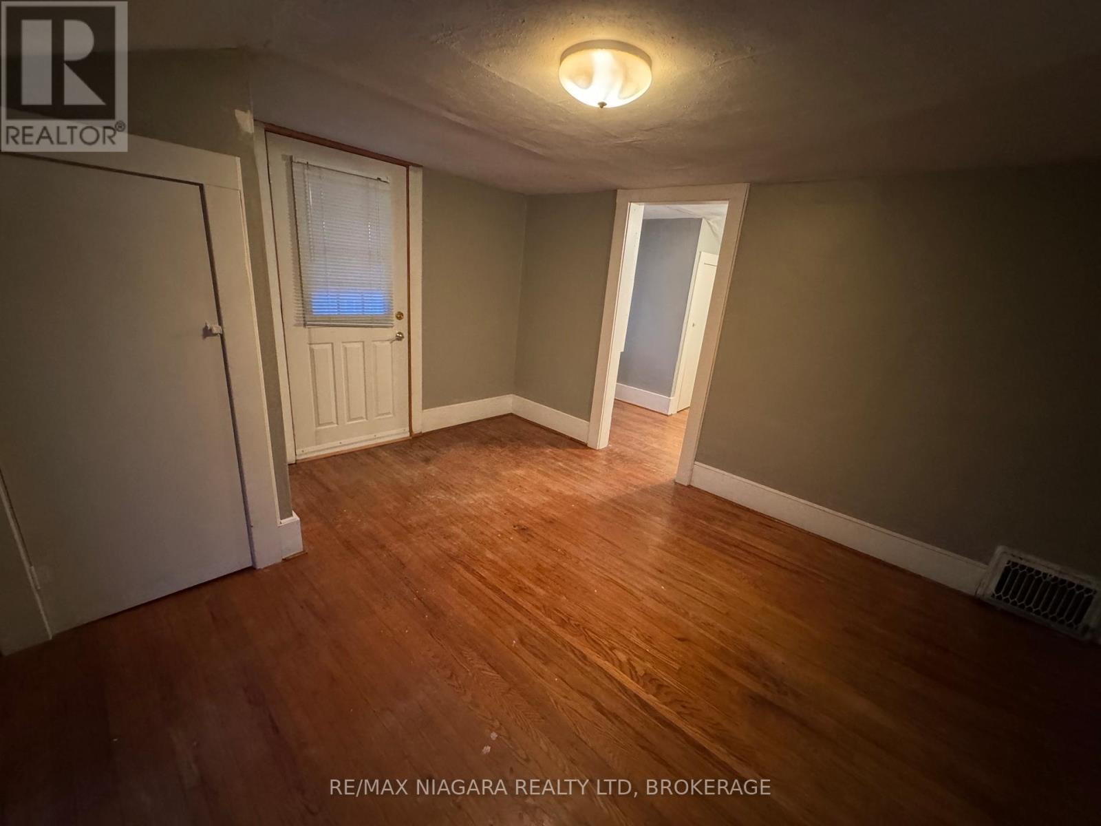 5561 Dorchester Road, Niagara Falls (Hospital), Ontario  L2G 5S2 - Photo 9 - X12700506