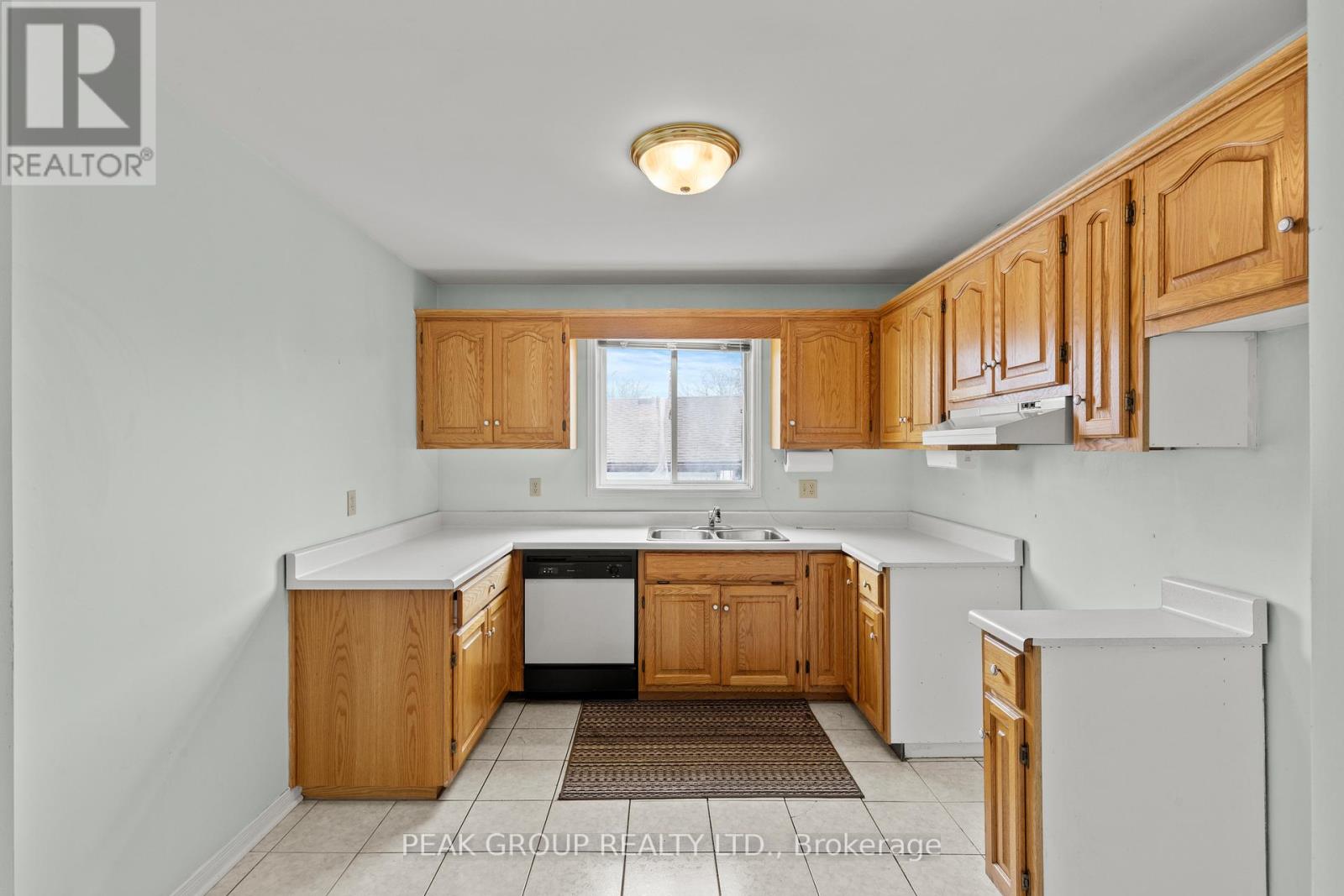 7953 Paddock Trail, Niagara Falls, Ontario  L2H 1W7 - Photo 14 - X12700522