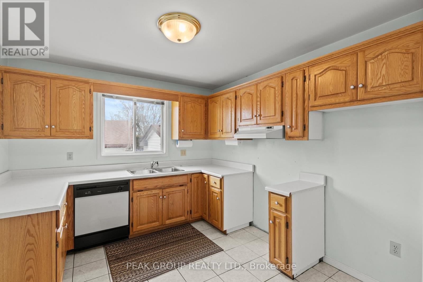 7953 Paddock Trail, Niagara Falls, Ontario  L2H 1W7 - Photo 16 - X12700522