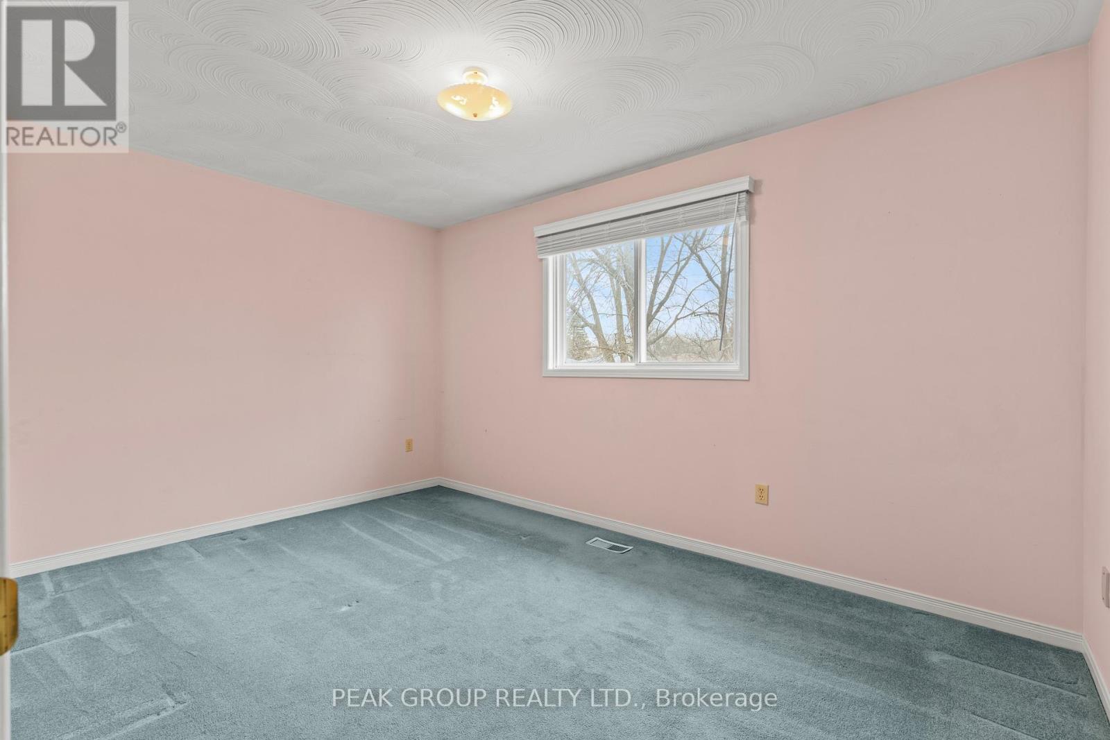 7953 Paddock Trail, Niagara Falls, Ontario  L2H 1W7 - Photo 21 - X12700522