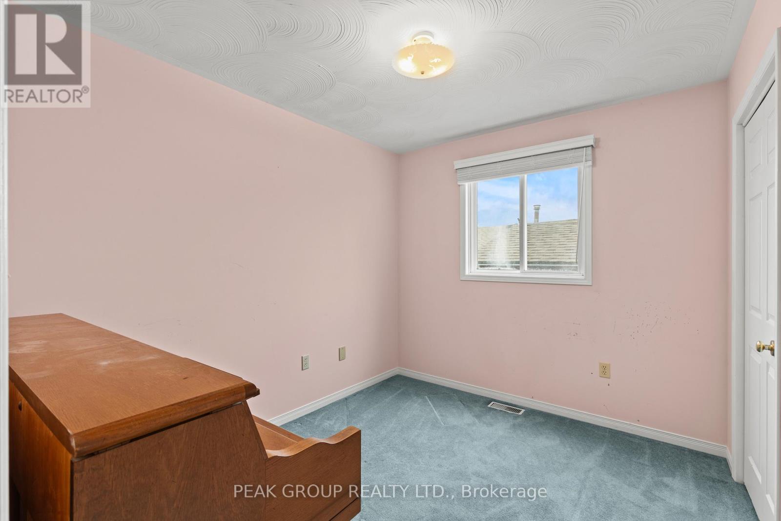 7953 Paddock Trail, Niagara Falls, Ontario  L2H 1W7 - Photo 23 - X12700522