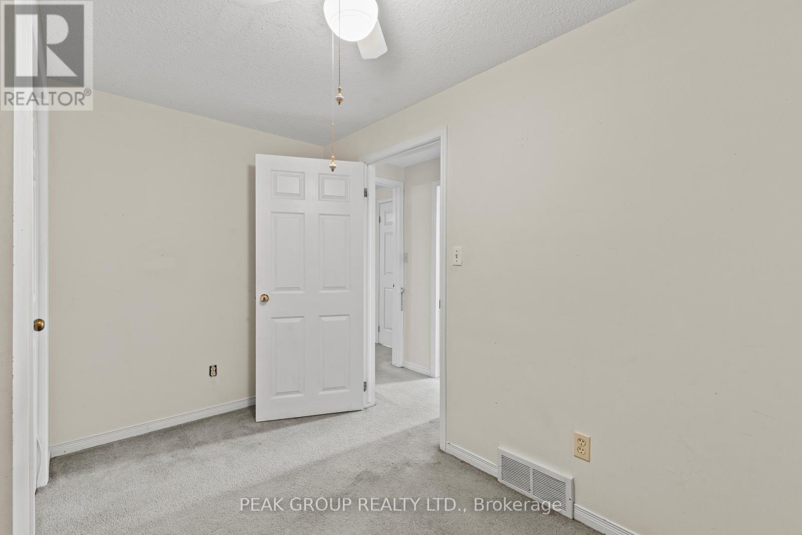 7953 Paddock Trail, Niagara Falls, Ontario  L2H 1W7 - Photo 35 - X12700522