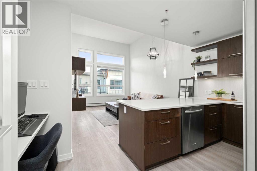 405, 707 4 Street Ne, Calgary, Alberta  T2E 3S7 - Photo 2 - A2278637