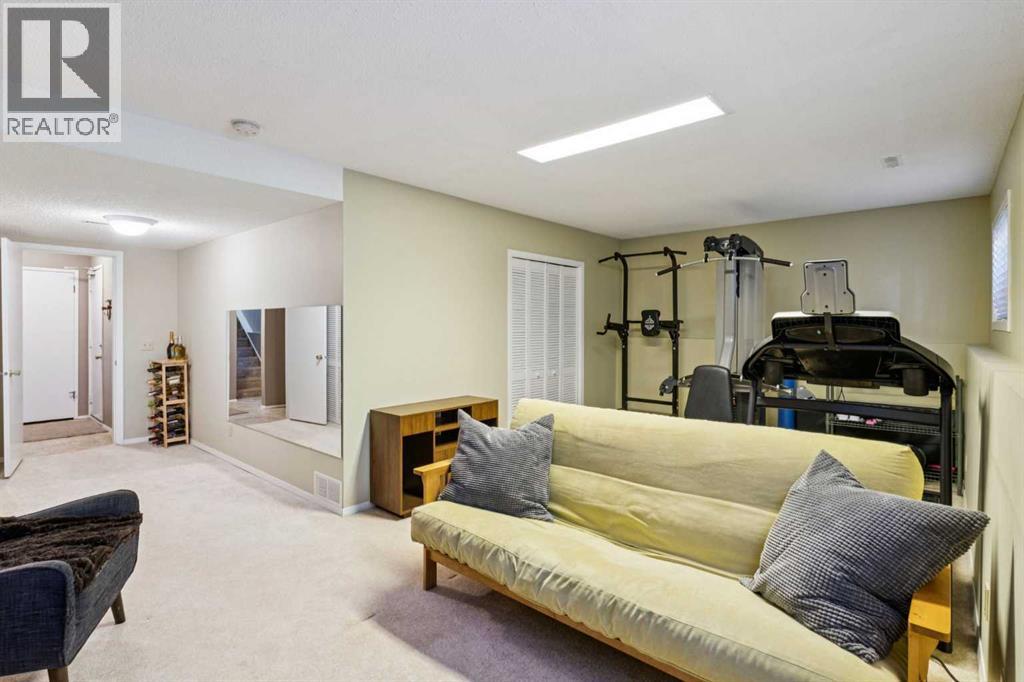 3406 Cedarille Drive Sw, Calgary, Alberta  T2W 5A9 - Photo 16 - A2278961