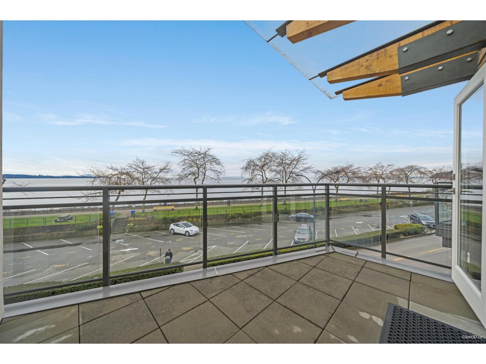 301 1150 Oxford Street, White Rock, British Columbia  V4B 0B3 - Photo 5 - R3079881