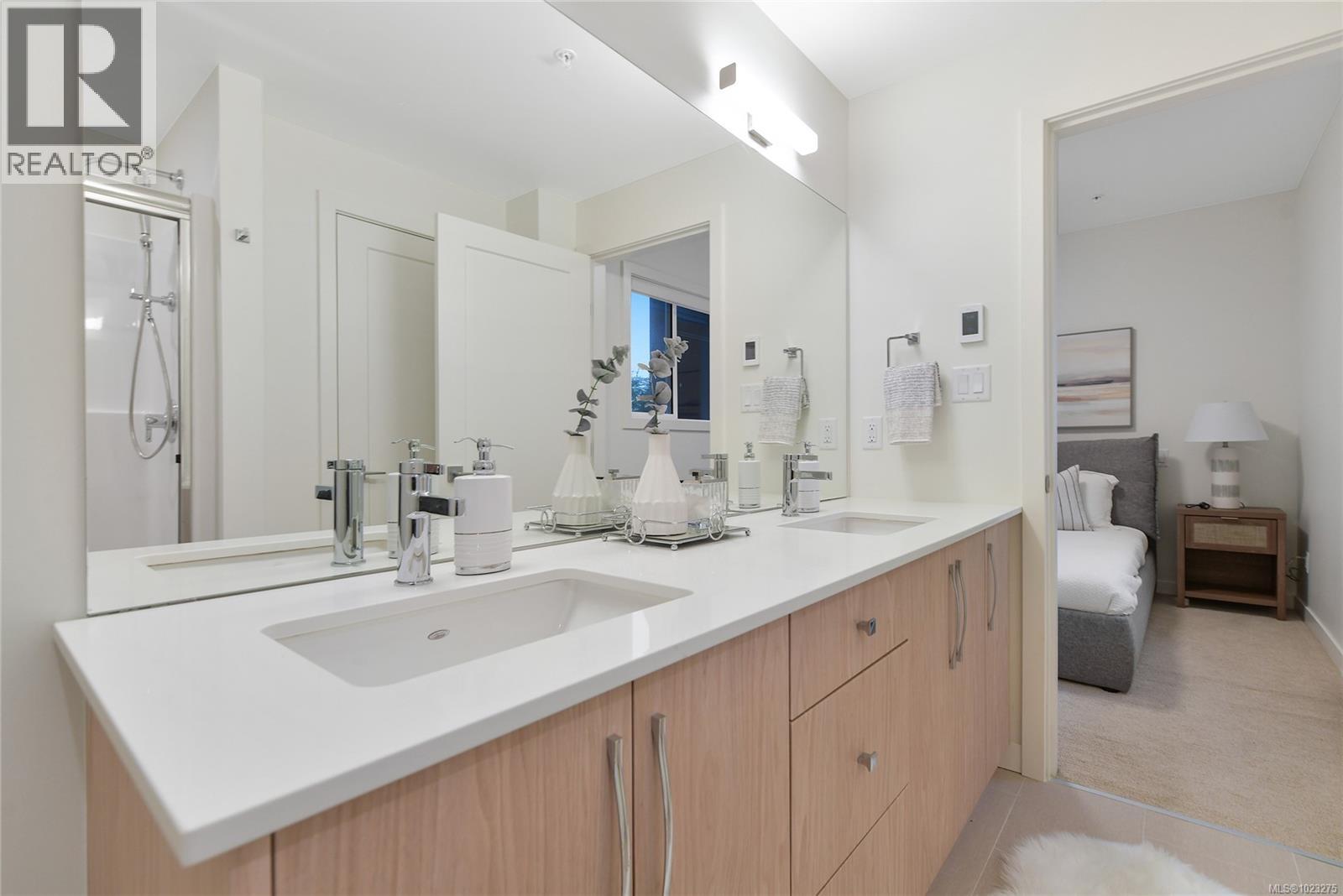 203 9716 Third St, Sidney, British Columbia  V8L 3A2 - Photo 27 - 1023275