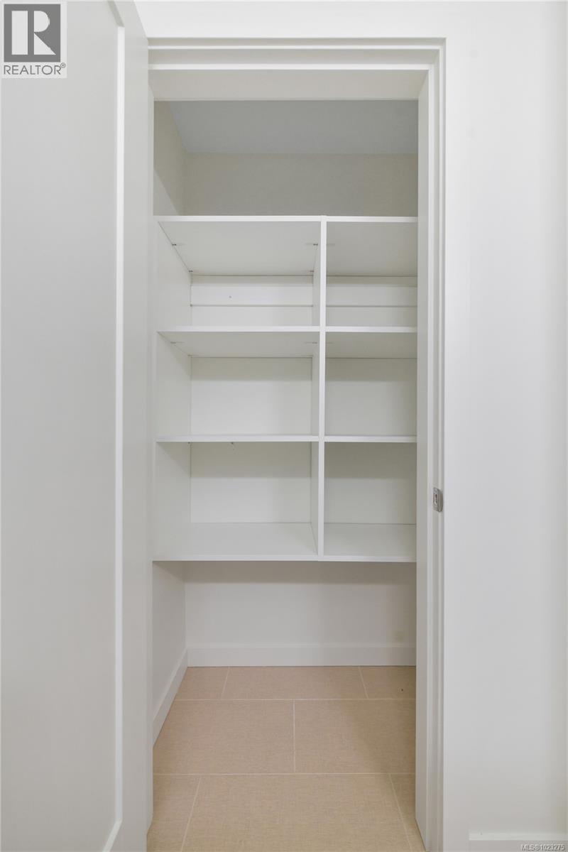 203 9716 Third St, Sidney, British Columbia  V8L 3A2 - Photo 35 - 1023275