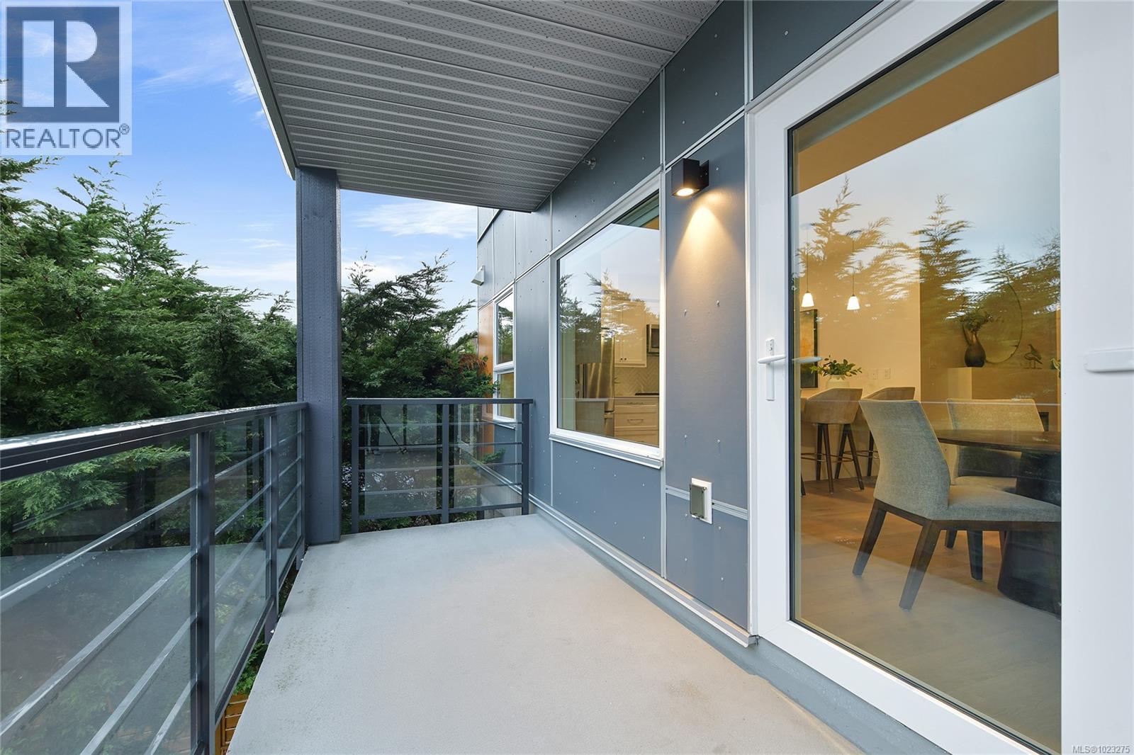 203 9716 Third St, Sidney, British Columbia  V8L 3A2 - Photo 38 - 1023275