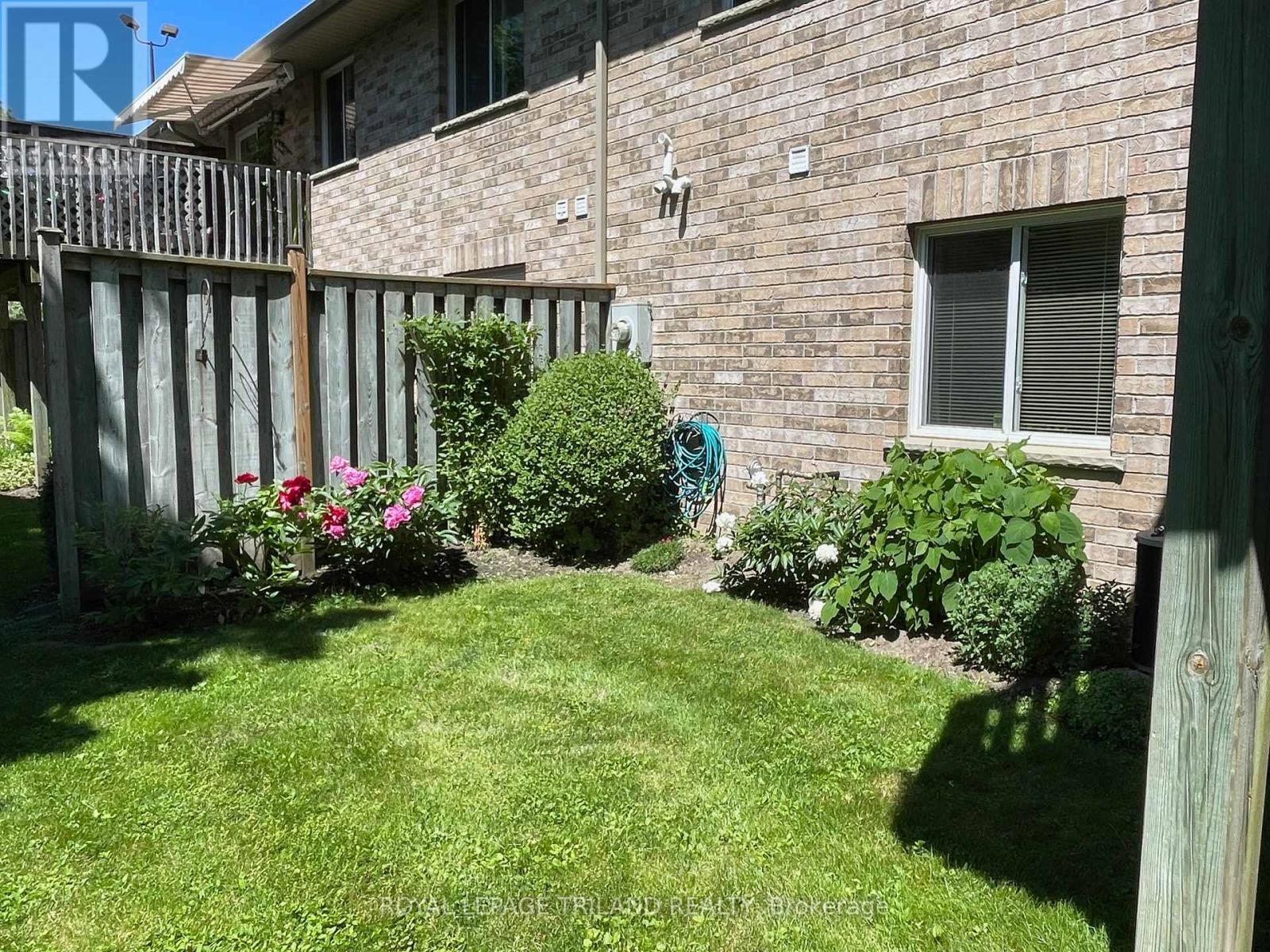 Photo 43 of 48 for 79 - 1241 Beaverbrook Avenue