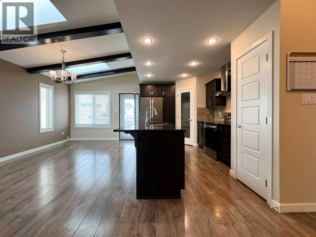 317 Moonlight Way W, Lethbridge, Alberta  T1J 5J8 - Photo 5 - A2270942