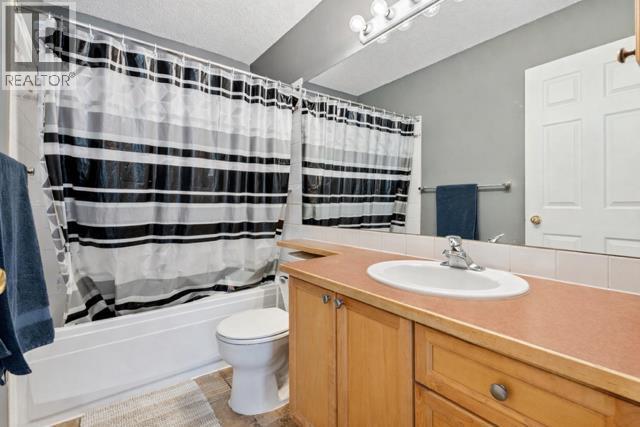 22 Country Hills Cove Nw, Calgary, Alberta  T3K 5G8 - Photo 15 - A2278004