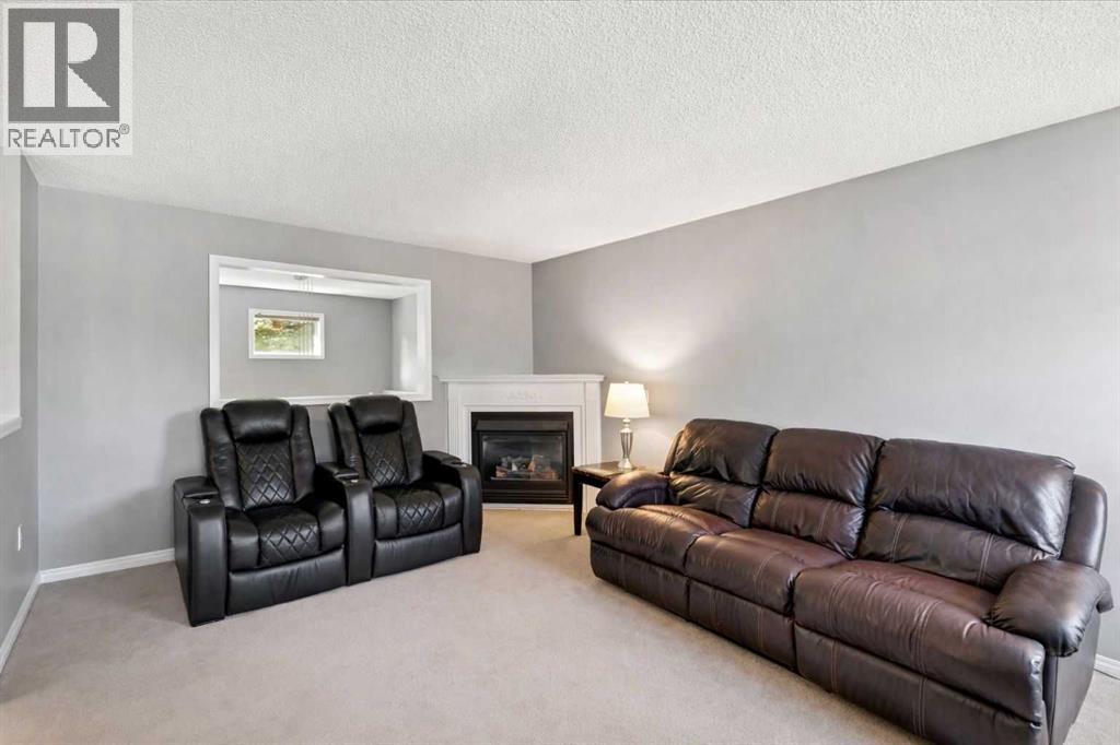 22 Country Hills Cove Nw, Calgary, Alberta  T3K 5G8 - Photo 10 - A2278004