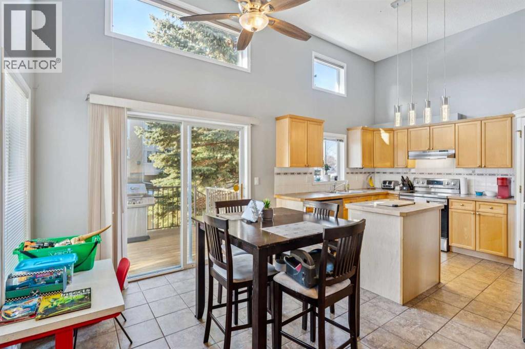 22 Country Hills Cove Nw, Calgary, Alberta  T3K 5G8 - Photo 8 - A2278004