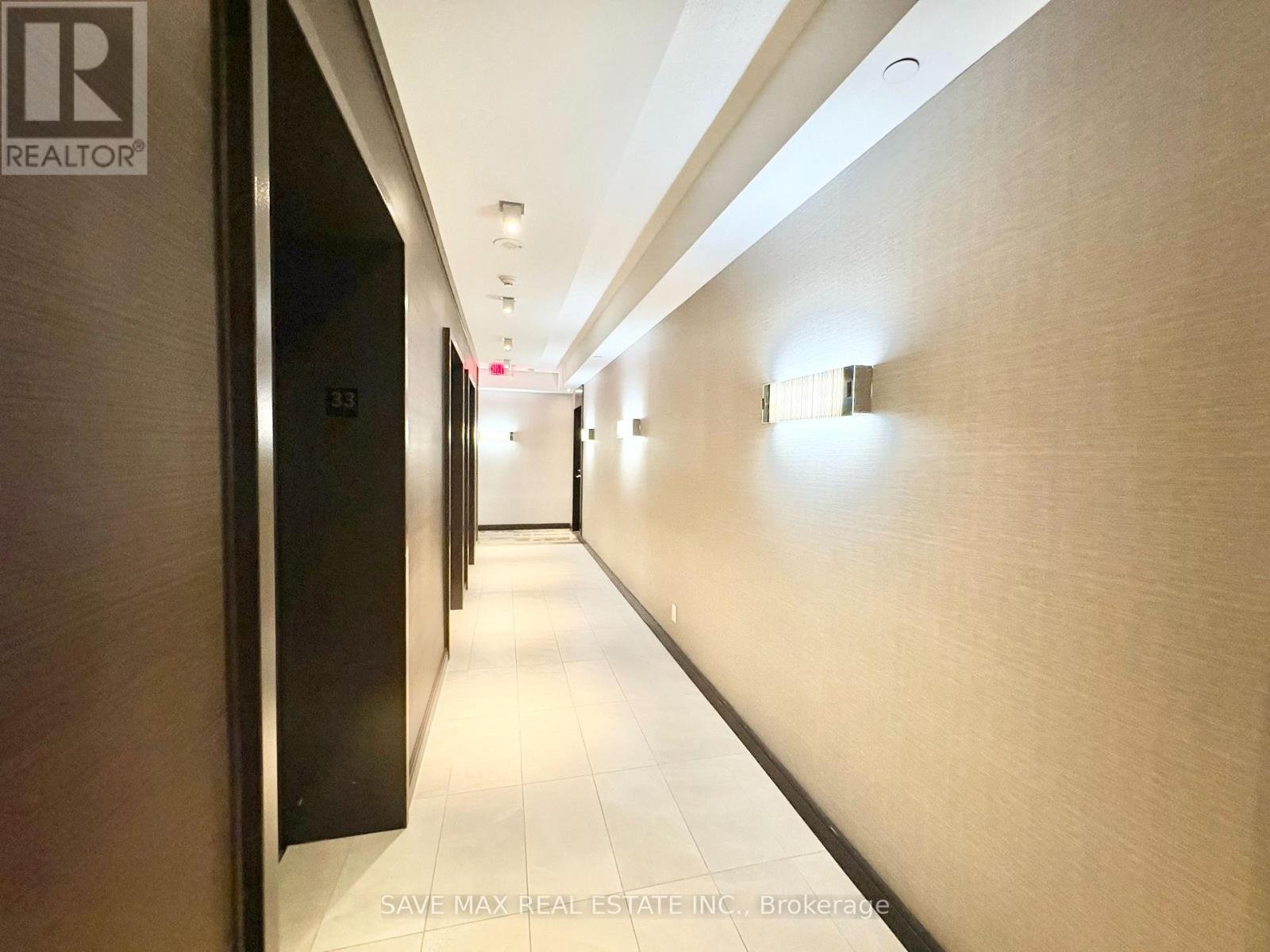 3305 - 5 Valhalla Inn Road, Toronto, Ontario  M9B 0B1 - Photo 2 - W12682314