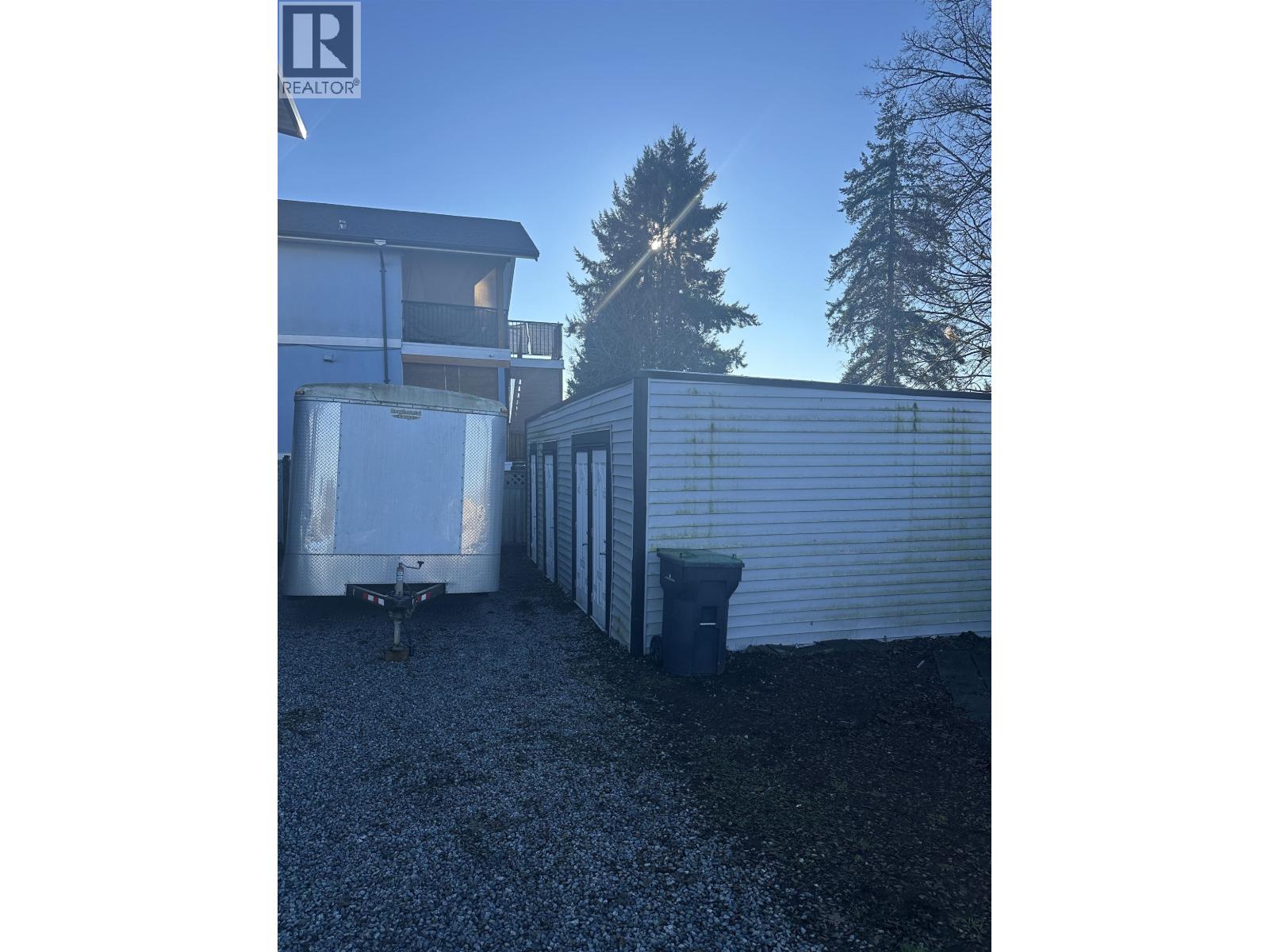 634 N Tenth Street, New Westminster, British Columbia  V3M 3Z8 - Photo 4 - R3078734