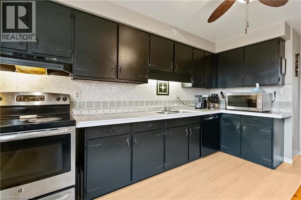 38 Black Locust Way, Brantford, Ontario  N3R 7C7 - Photo 14 - 40797544