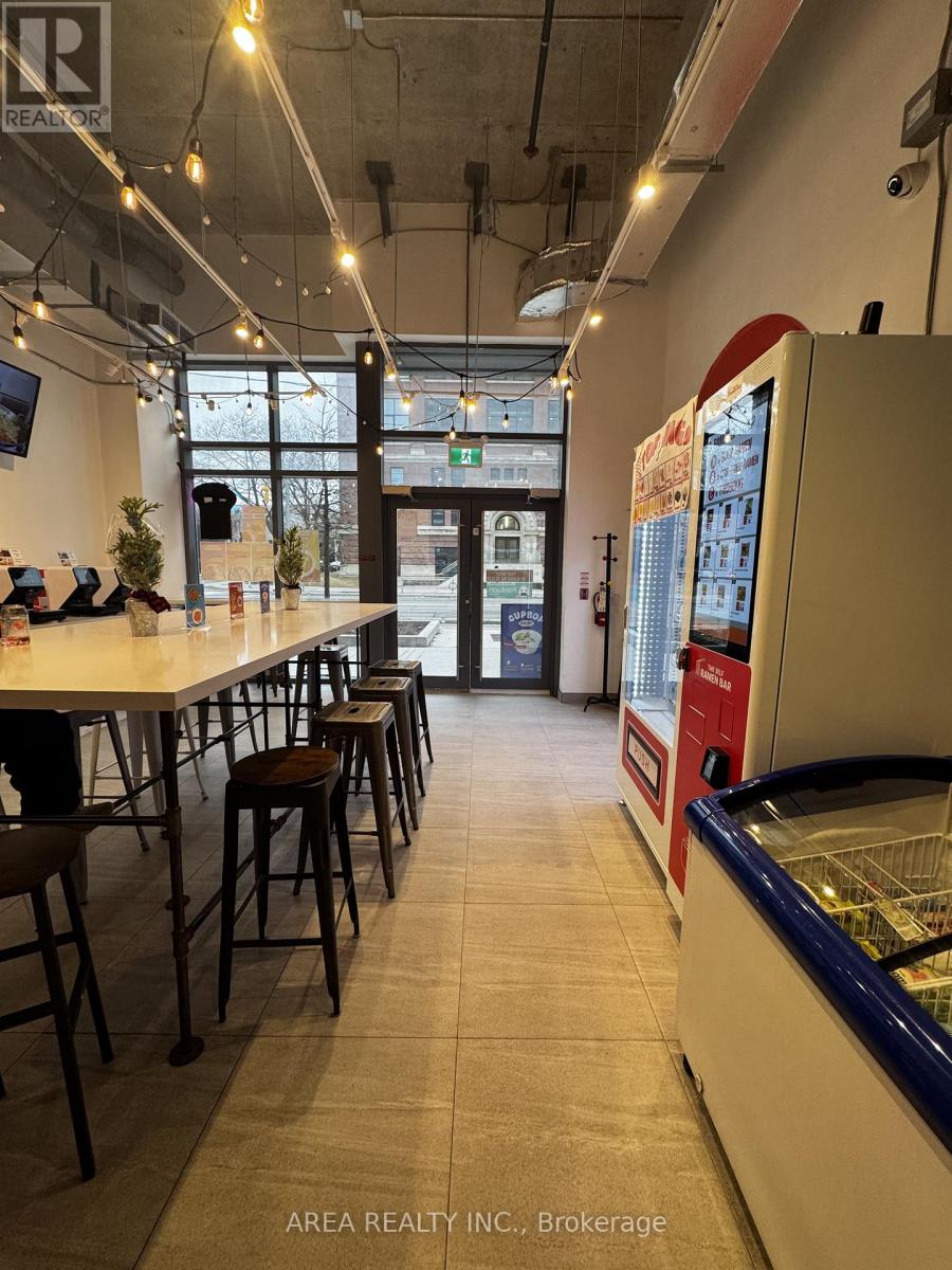 Unit C - 233 College Street, Toronto (Kensington-Chinatown), Ontario  M5T 2B6 - Photo 4 - C12700478