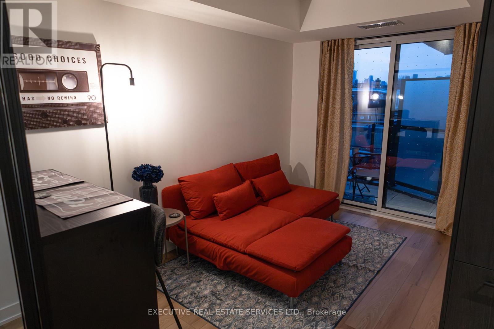 #201 - 5 Lakeview Avenue, Toronto, Ontario  M6J 0H3 - Photo 9 - C12700496