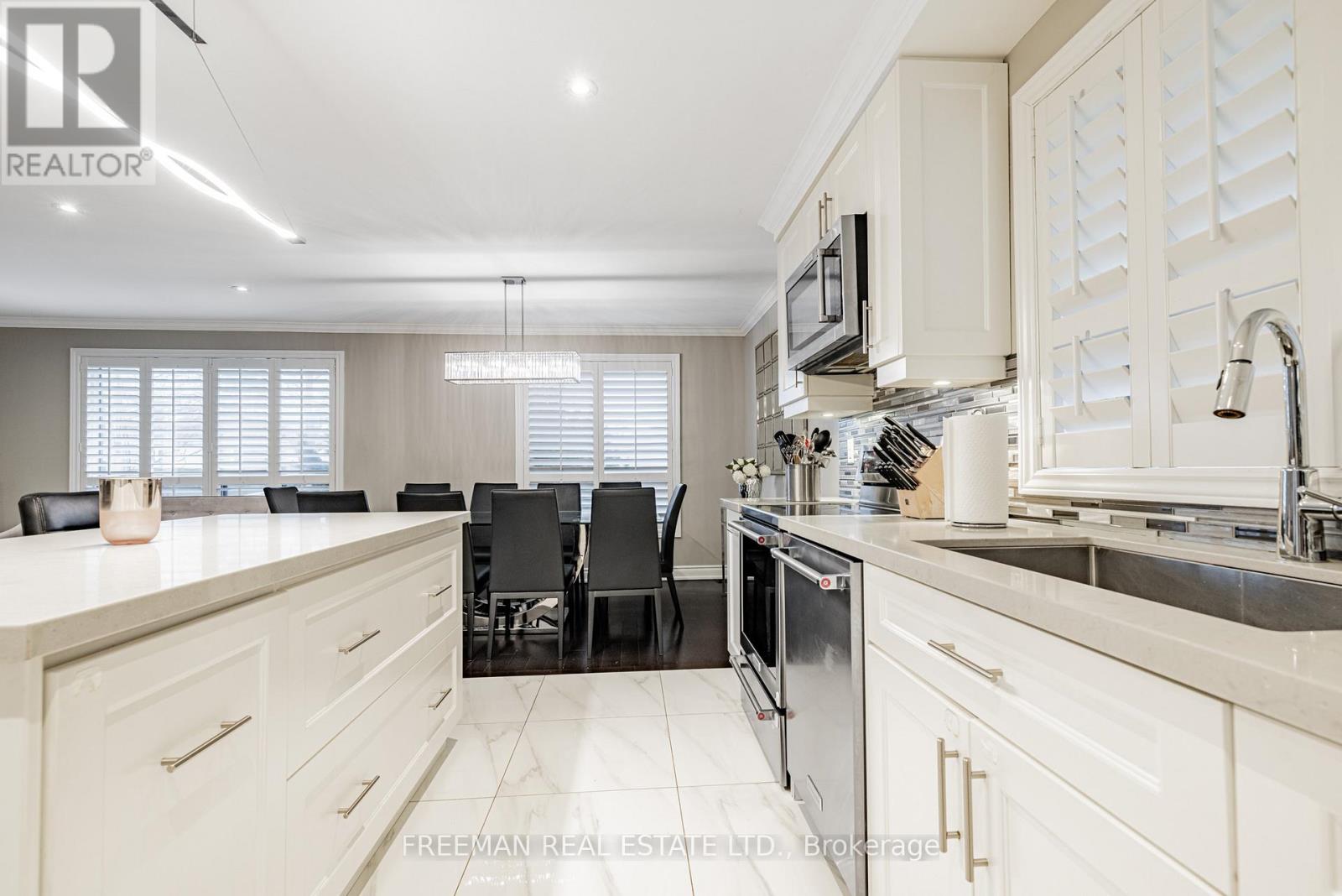 171 Honiton Street, Toronto, Ontario  M3H 5N2 - Photo 16 - C12700520