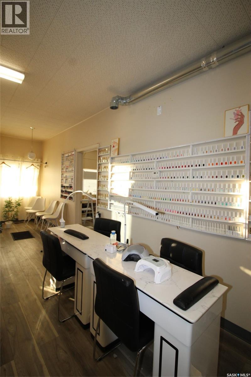 254 Centre Street, Shaunavon, Saskatchewan  S0N 2M0 - Photo 10 - SK026867