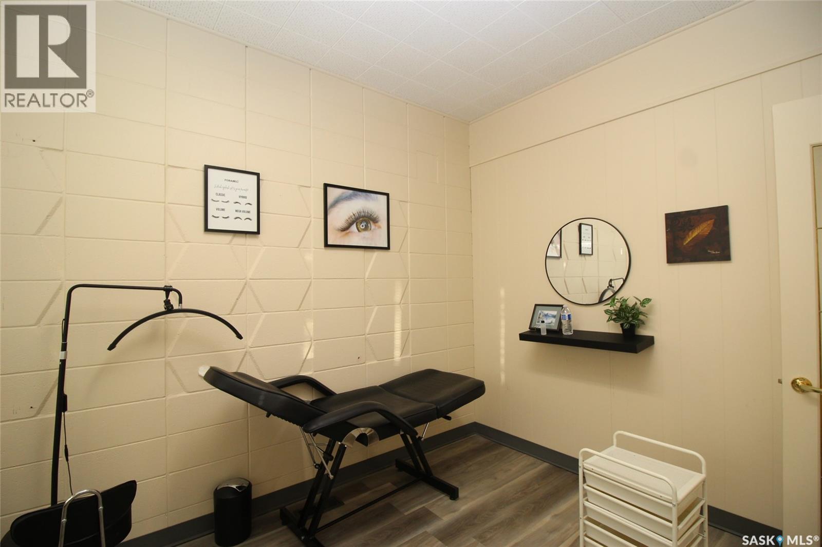 254 Centre Street, Shaunavon, Saskatchewan  S0N 2M0 - Photo 5 - SK026867