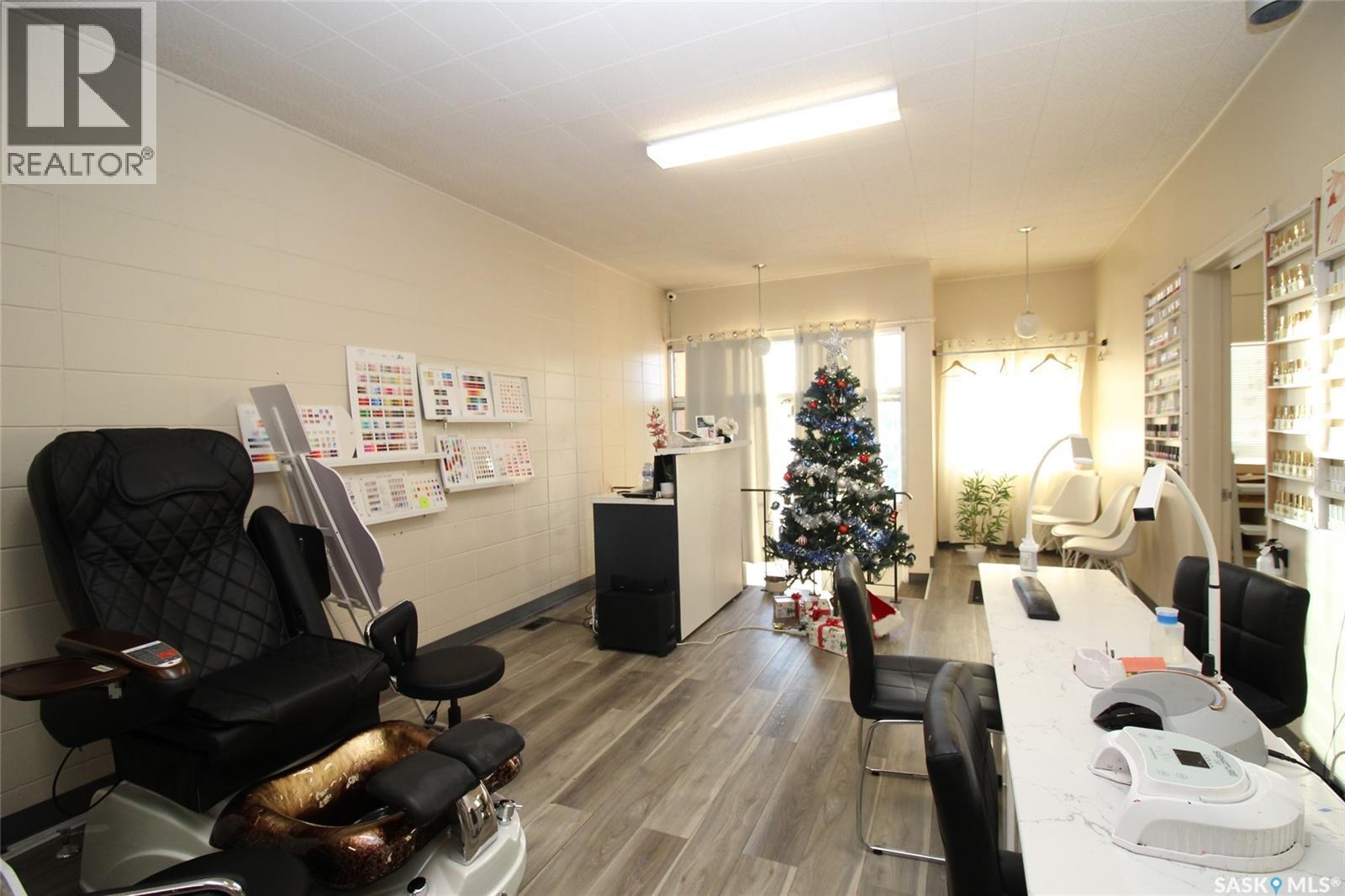 254 Centre Street, Shaunavon, Saskatchewan  S0N 2M0 - Photo 9 - SK026867