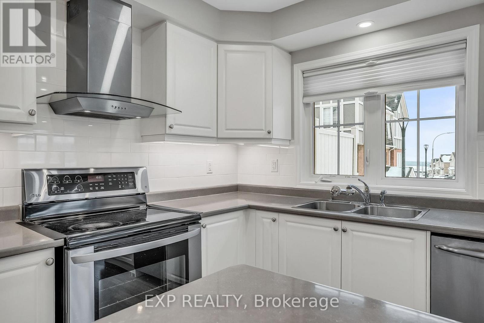 2743 Sapphire Drive, Pickering, Ontario  L1X 0G2 - Photo 19 - E12700458